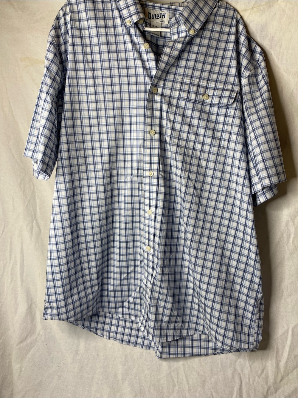 Duluth Trading Co White and Blue Plaid Short-Sleeve Button-Down Shirt